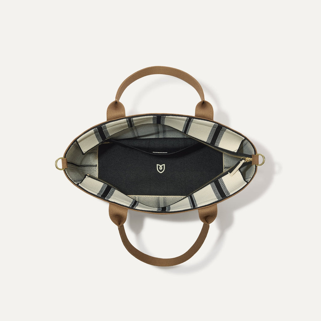 The Lightweight Zip Tote - Coastline