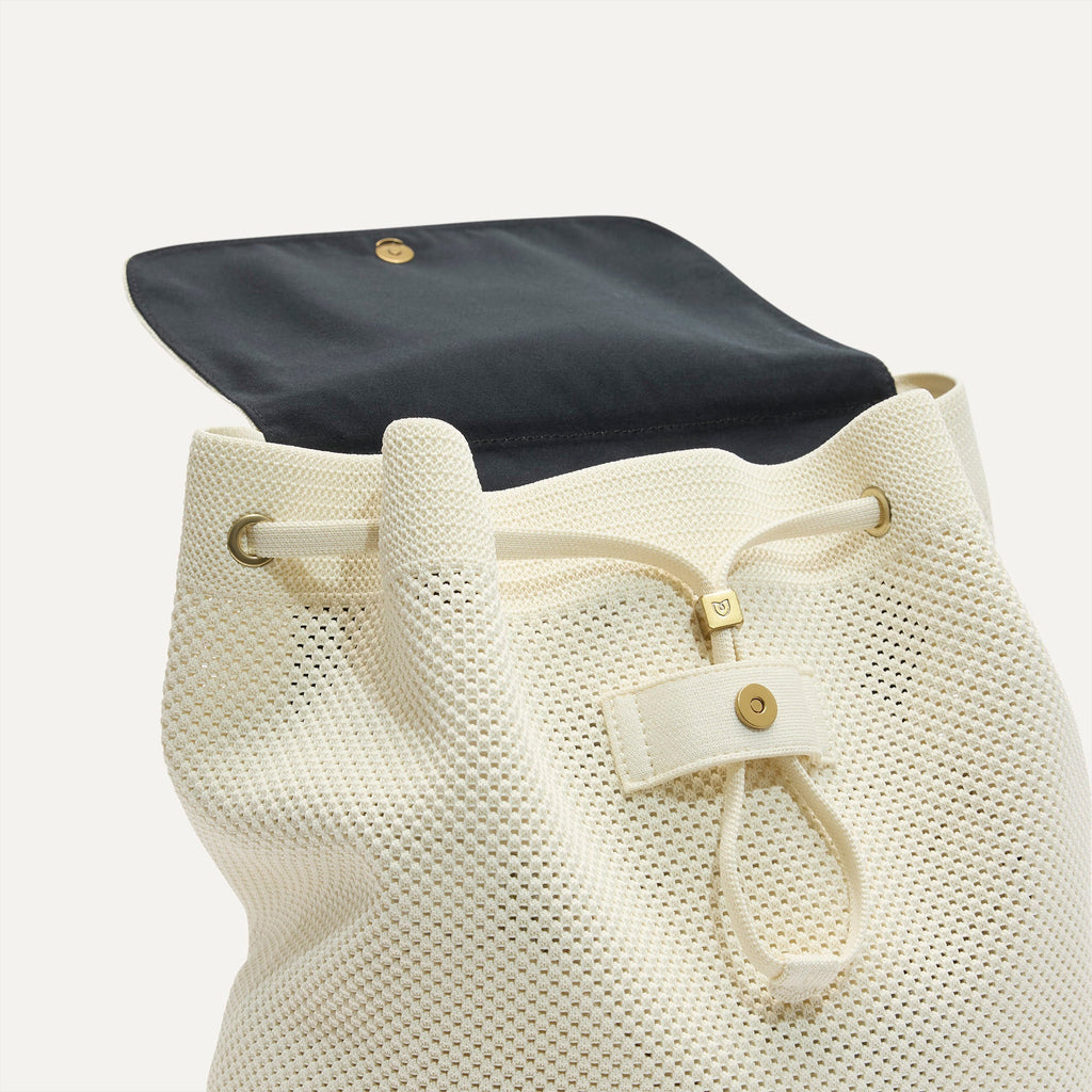 The Cinch Backpack - Coconut Crochet